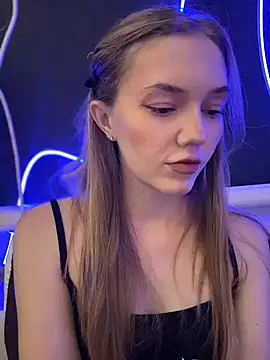 MilaMoone লাইভ XXX চ্যাট