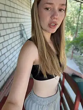 MilaMoone Live XXX-Chat