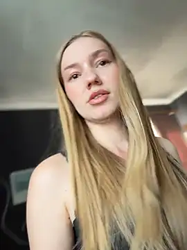 Živý XXX chat MilaMoone