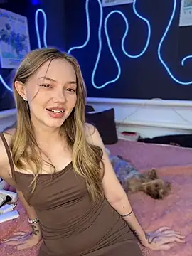 แชท XXX สดของ MilaMoone