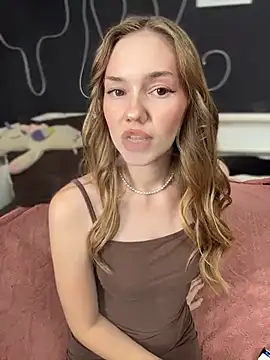 MilaMoone Live XXX-Chat