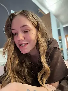 MilaMoone 라이브 XXX 채팅