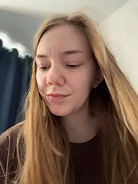 MilaMoonen Live XXX chat