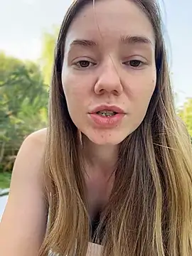 Czat XXX na żywo – MilaMoone