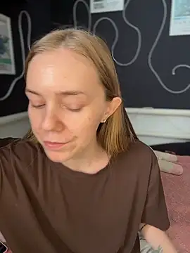 XXX chat uživo modela MilaMoone