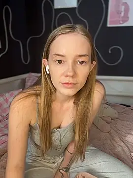 XXX chat uživo modela MilaMoone