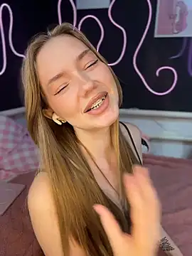 Chat XXX en directo de MilaMoone