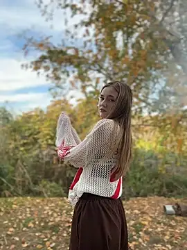 צ'אט XXX בשידור חי של MilaMoone