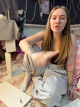 XXX chat uživo modela MilaMoone