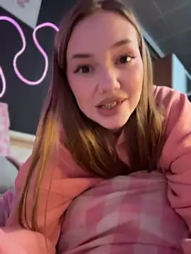 Chat XXX en directo de MilaMoone