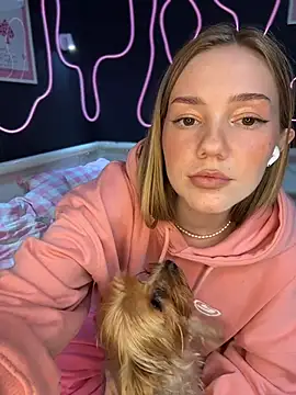 MilaMoone Chat XXX in diretta