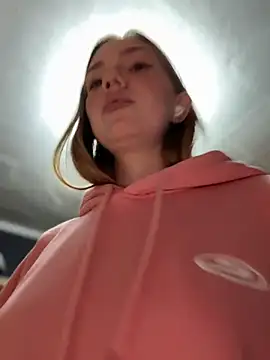 MilaMoone Chat XXX in diretta