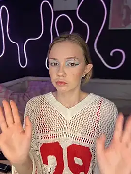 MilaMoone Chat XXX in diretta