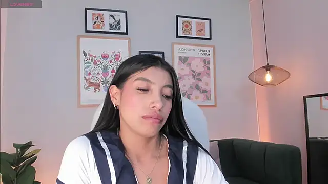 Tiffany_Low Chat XXX in diretta