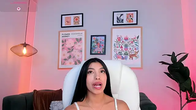 Chat +18 de Tiffany_Low ao vivo