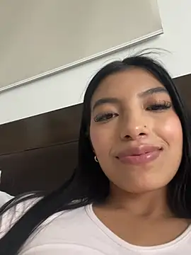 Tiffany_Low Live XXX-Chat