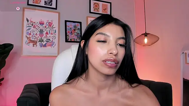 Tiffany_Low's Live XXX Chat
