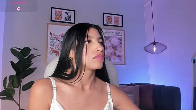 دردشة Tiffany_Low الجنسية المباشرة