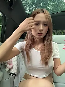yuki_june Webcamshow