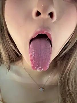 yuki_juneのウェブカメラショー