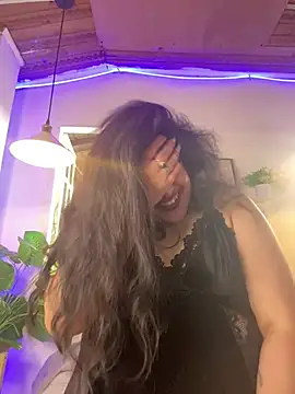 Chatroom XXX en direct de Andrea_secret_