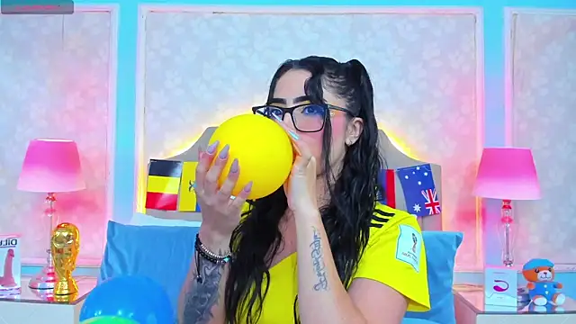 Онлайн чат XXX SamyySwet