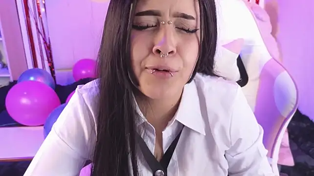 Chat +18 de NekoWaifu ao vivo