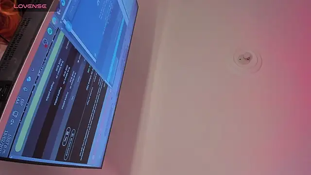 Pokazy przed kamerką – Mara_royal