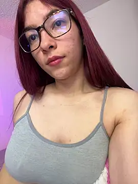 SarahLee__'s Live XXX Chat