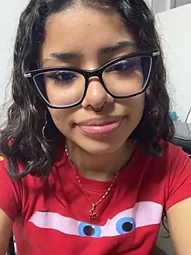 Issaa_Tyler's Live XXX Chat
