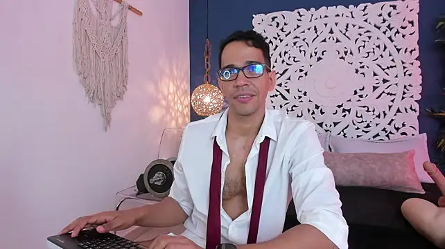 عرض كام JacobDraven