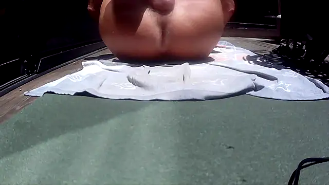Nataku10 Show in webcam