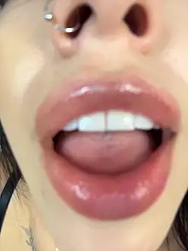 Celeste_Amber 现场XXX聊天