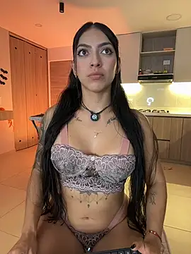 Chat +18 de Celeste_Amber ao vivo