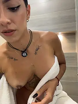 Show modela Celeste_Amber na web-kameri