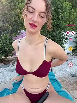 CurlyChloe webcam show