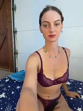 CurlyChloe Webcamshow