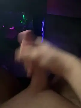 jstntz Show in webcam