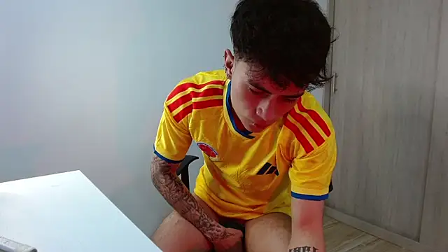 Pokazy przed kamerką – jaico_santos