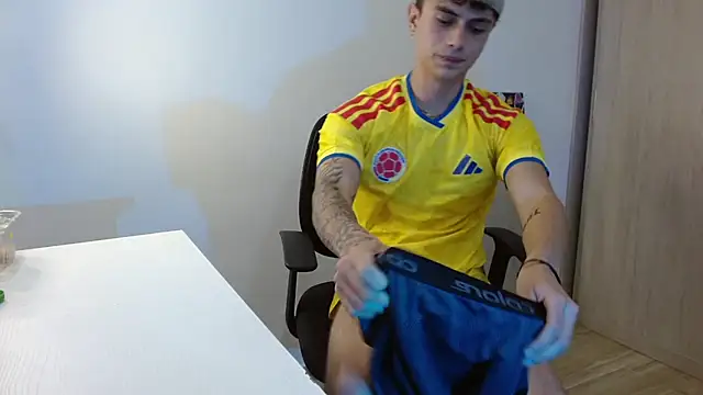 Show modela jaico_santos na web-kameri