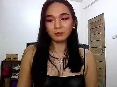 SluttyCumSlutSelena_69's Webcam Show
