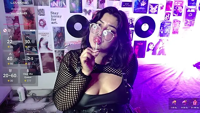 Roxy_f_w Chat XXX in diretta