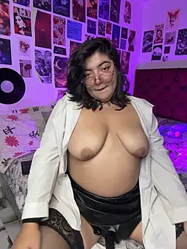 Roxana_rox's Webcam Show