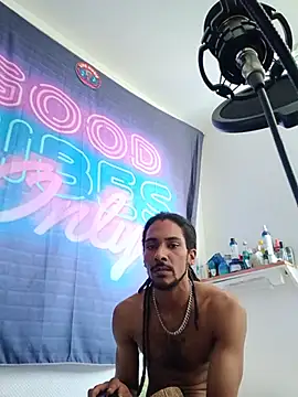 Mikaaa97 Webcam show