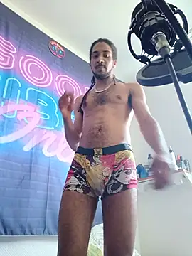 Show modela Mikaaa97 na web-kameri