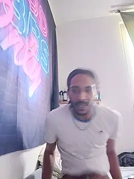 عرض كام Mikaaa97