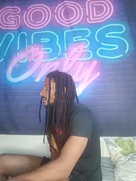 Mikaaa97 webkamerás műsora
