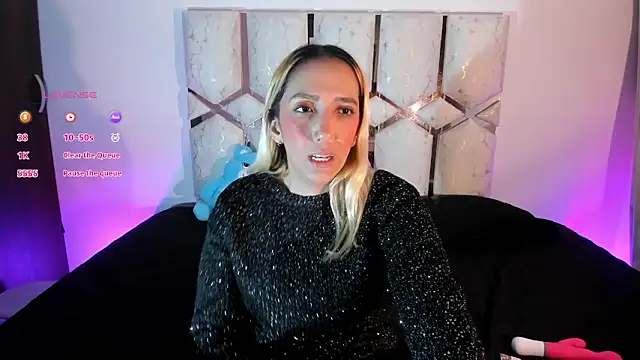 Amanda_klaire Adlı Modelin Canlı XXX Sohbeti