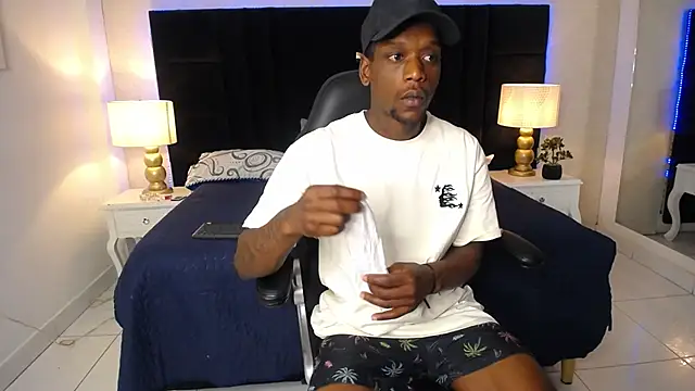SkylerBigxxxn Webbikameraesitys