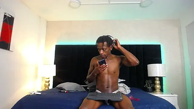 SkylerBigxxx – webcam-show